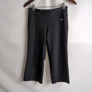 Nike Dry-Fit Women's Black Capri 3/4 Leggings Sporty Athleisure, X-Small